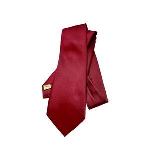 Men's maroon/dark red silk tie